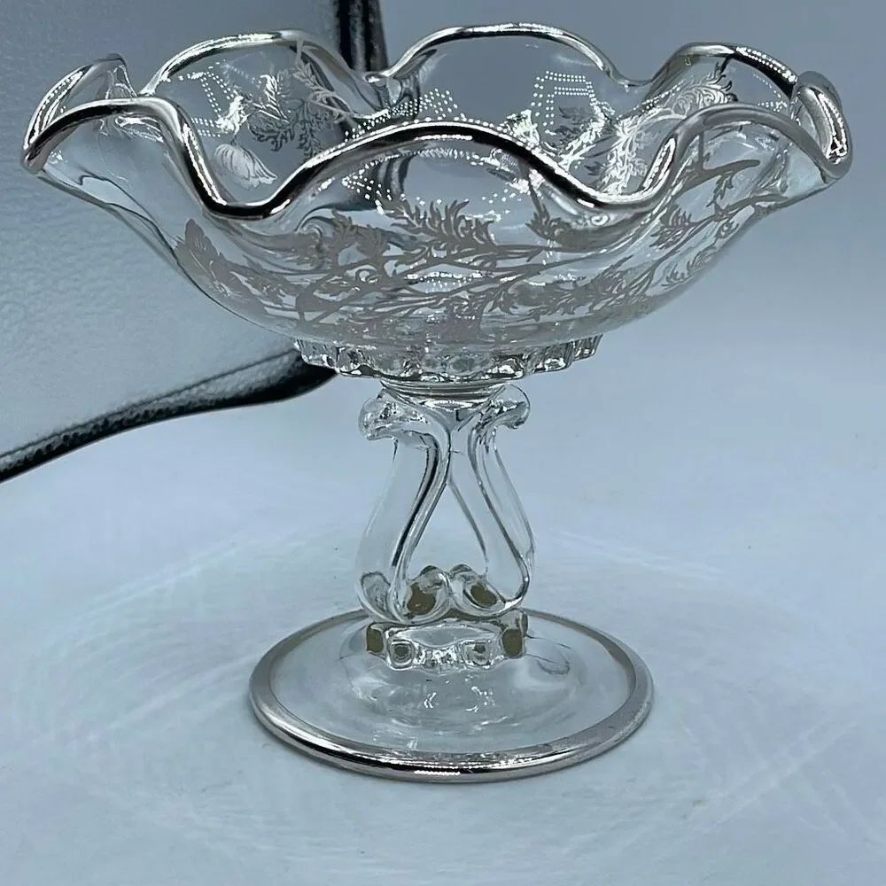 Vintage Silver City Flanders Glass pedestal compote ruffled bowl.